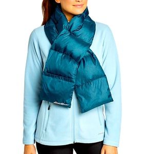 Eddie Bauer CirrusLite down filled scarf
